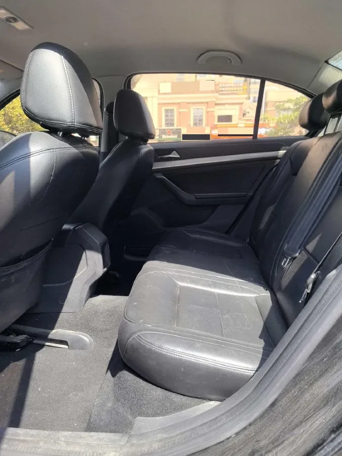 2017 Buick Excelle 1.5L 114HP L4 5MT,autocango,china used car exporter,china ev exporter,chinese used car exporter,chinese used ev exporter