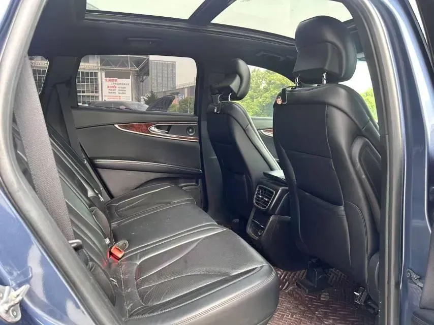 2019 Lincoln Nautilus 2.0T 235HP L4 8AT,autocango,china used car exporter,china ev exporter,chinese used car exporter,chinese used ev exporter