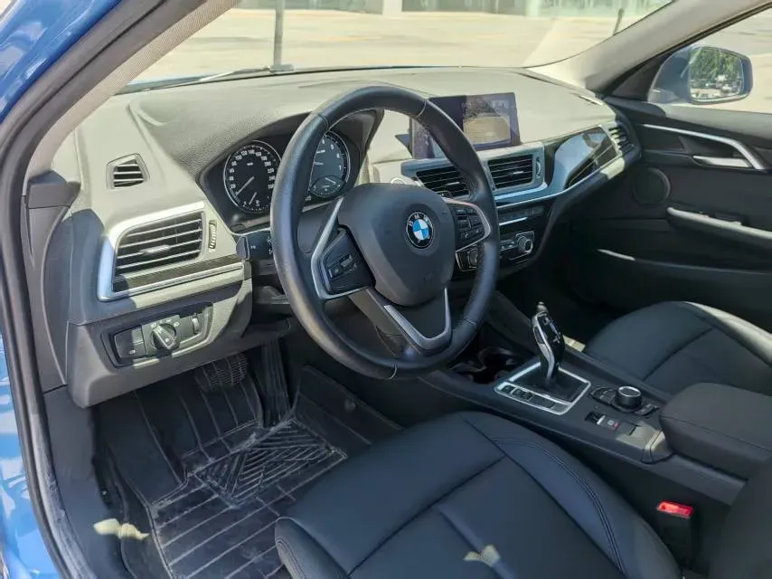 2020 BMW 1 Series 1.5T 140HP L3 7DCT,autocango,china used car exporter,china ev exporter,chinese used car exporter,chinese used ev exporter