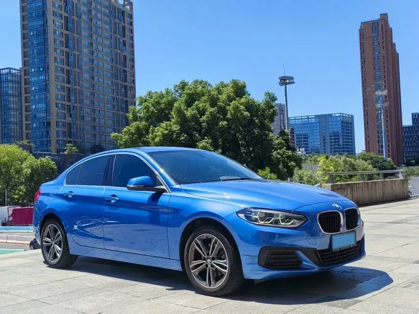 2020 BMW 1 Series 1.5T 140HP L3 7DCT,autocango,china used car exporter,china ev exporter,chinese used car exporter,chinese used ev exporter