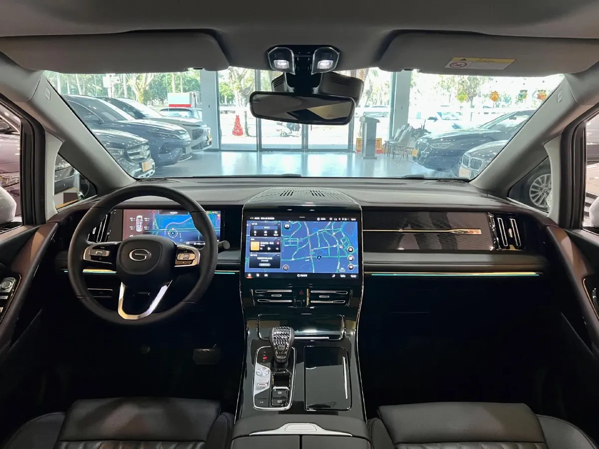 2024 GAC Trumpchi M8 2.0T 252HP L4 8AT,autocango,china used car exporter,china ev exporter,chinese used car exporter,chinese used ev exporter