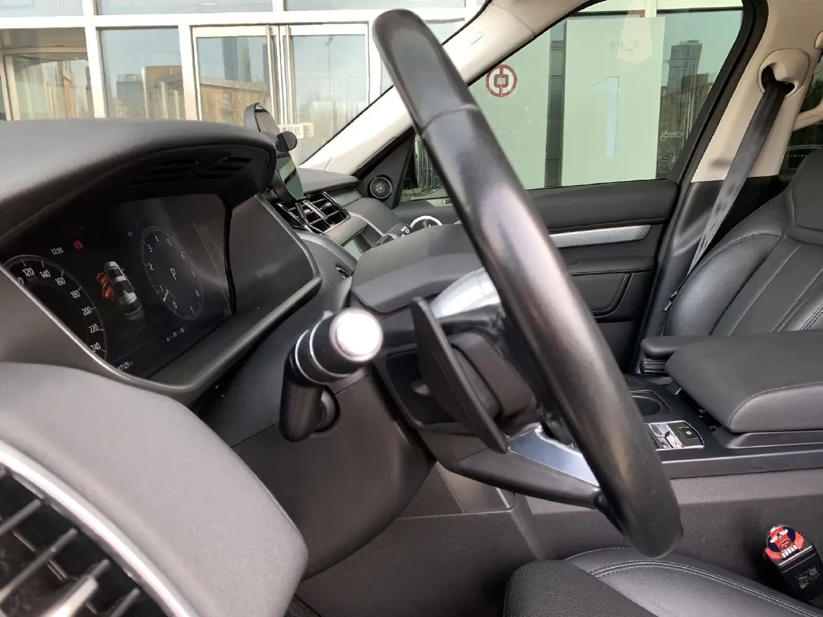 2020 Land Rover Discovery 3.0T 340HP V6 8AT,autocango,china used car exporter,china ev exporter,chinese used car exporter,chinese used ev exporter