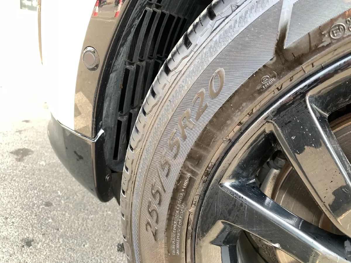 2020 Land Rover Discovery 3.0T 340HP V6 8AT,autocango,china used car exporter,china ev exporter,chinese used car exporter,chinese used ev exporter