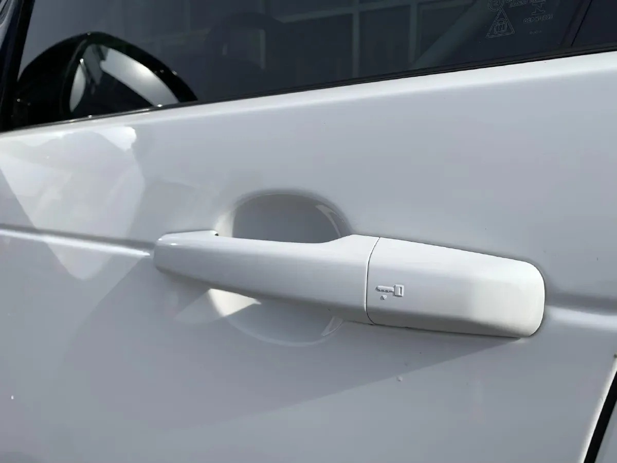 2020 Land Rover Discovery 3.0T 340HP V6 8AT,autocango,china used car exporter,china ev exporter,chinese used car exporter,chinese used ev exporter