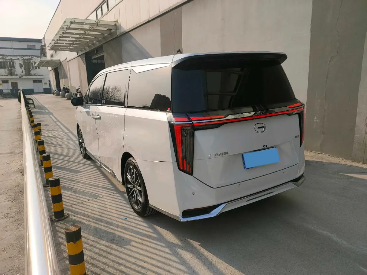 2024 GAC Trumpchi M8 2.0T 252HP L4 8AT,autocango,china used car exporter,china ev exporter,chinese used car exporter,chinese used ev exporter