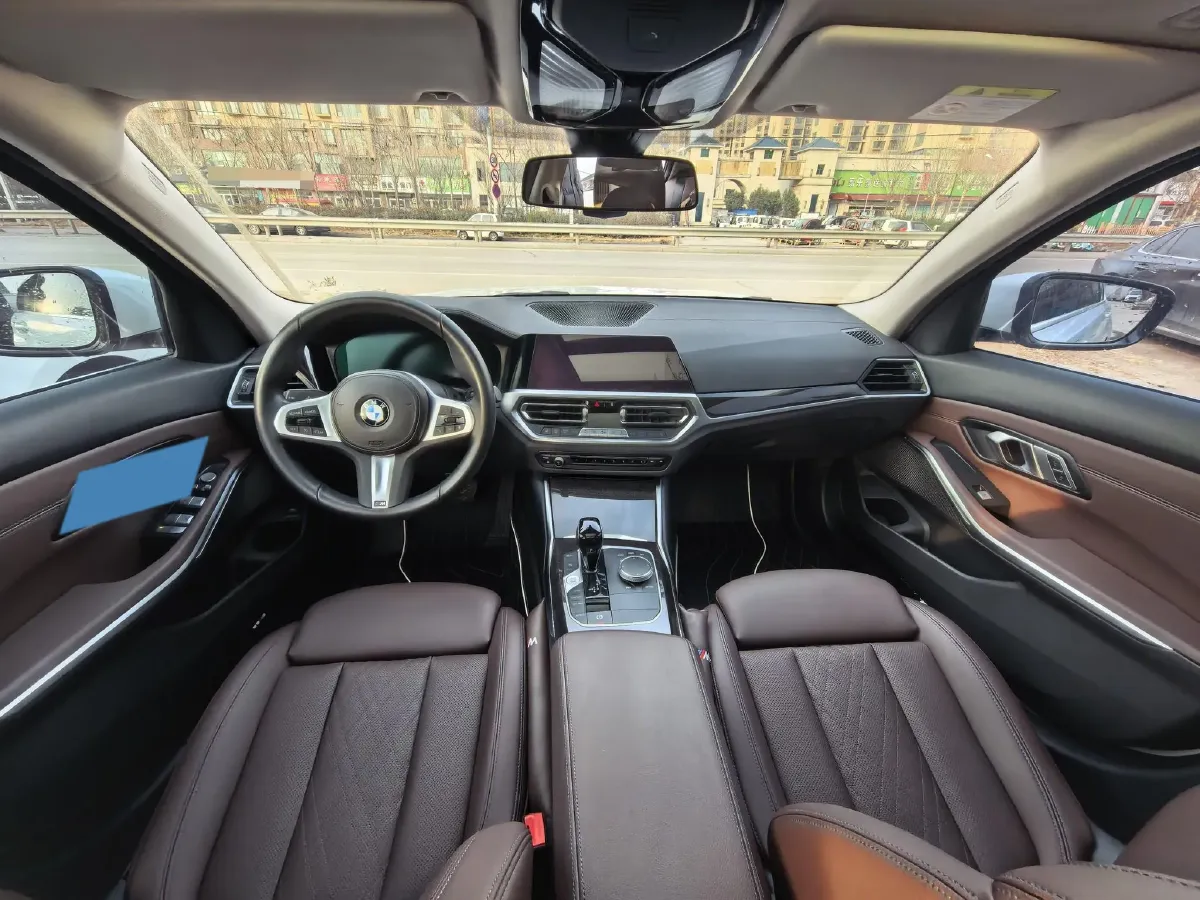 2022 BMW 3 Series 2.0T 184HP L4 8AT,autocango,china used car exporter,china ev exporter,chinese used car exporter,chinese used ev exporter