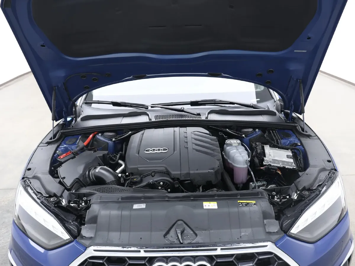 2024 Audi A5 2.0T 204HP L4 7DCT,autocango,china used car exporter,china ev exporter,chinese used car exporter,chinese used ev exporter