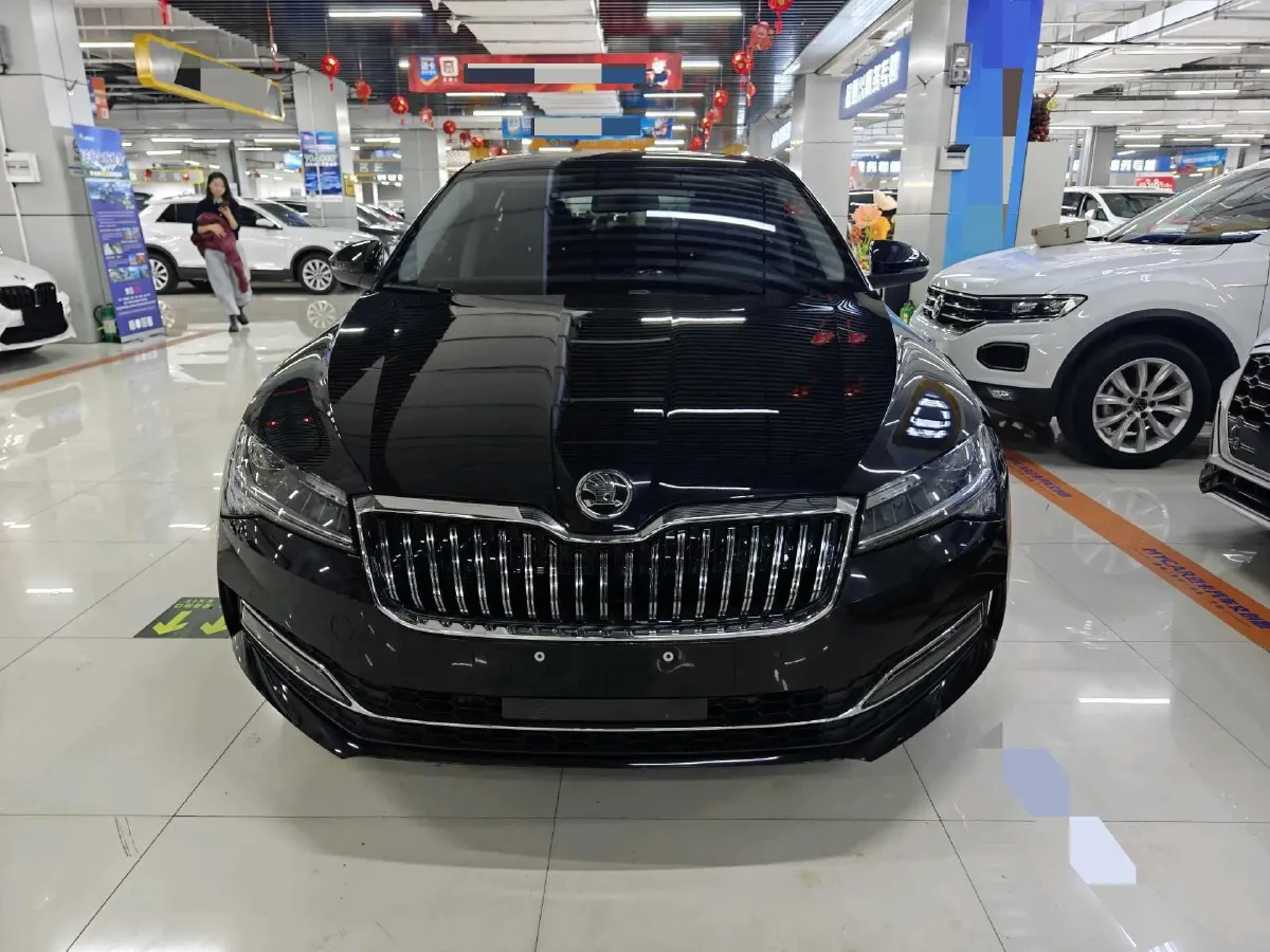 2023 Skoda Superb 1.4T 150HP L4 7DCT,autocango,china used car exporter,china ev exporter,chinese used car exporter,chinese used ev exporter