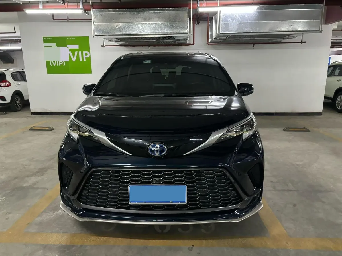 2023 Toyota Granvia 2.5L 189HP L4 E-CVT Hybrid,autocango,china used car exporter,china ev exporter,chinese used car exporter,chinese used ev exporter