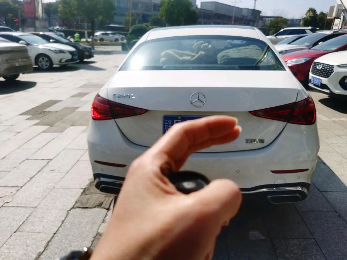 2022 Mercedes-Benz C Class 1.5T 204HP L4 9AT,autocango,china used car exporter,china ev exporter,chinese used car exporter,chinese used ev exporter