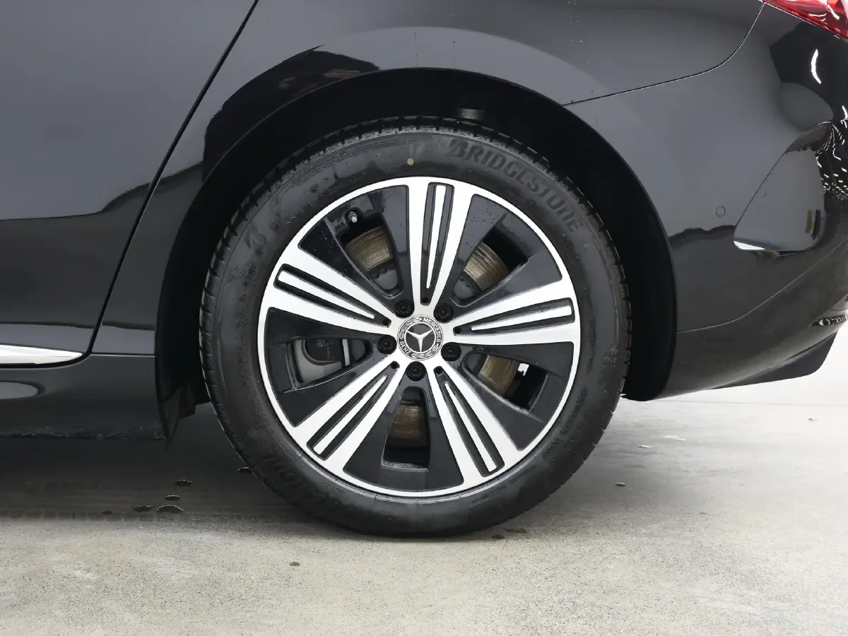 2025 Mercedes-Benz EQE Class BEV 96.1KWH,autocango,china used car exporter,china ev exporter,chinese used car exporter,chinese used ev exporter