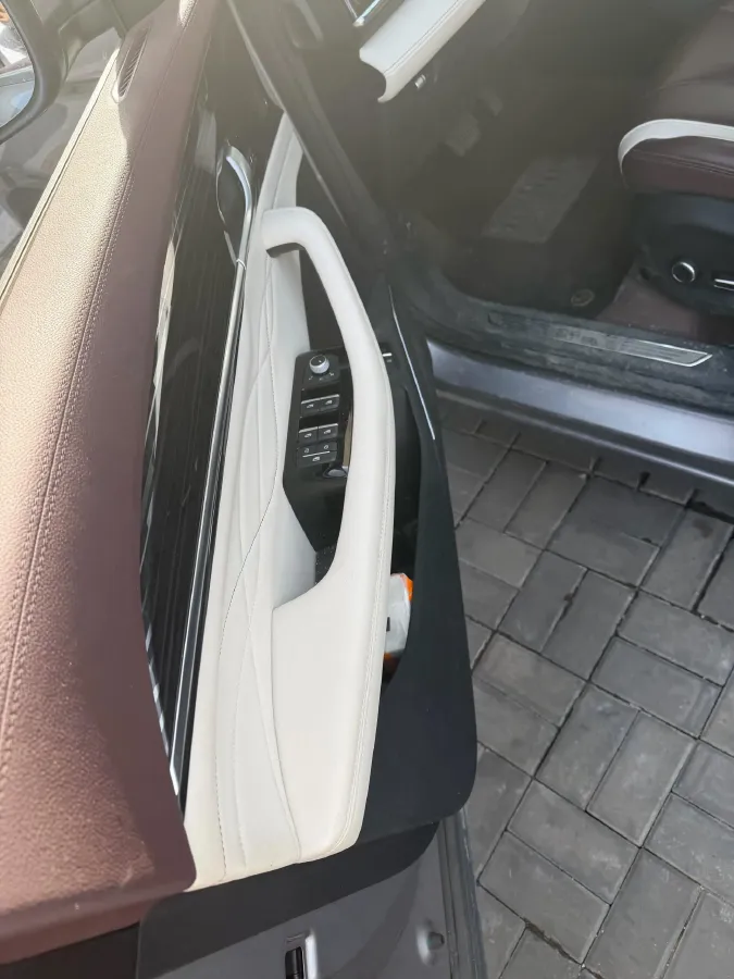 2024 Geely Monjaro 2.0T 238HP L4 8AT,autocango,china used car exporter,china ev exporter,chinese used car exporter,chinese used ev exporter