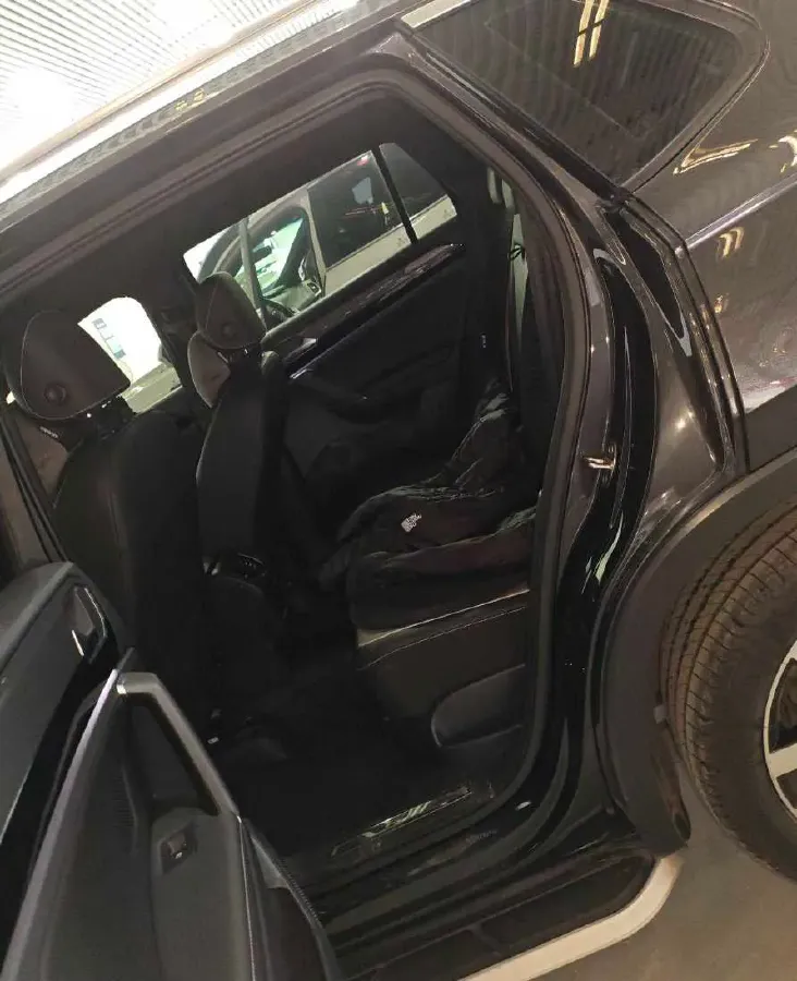 2019 Mercedes-Benz GLA Class 1.6T 156HP L4 7DCT,autocango,china used car exporter,china ev exporter,chinese used car exporter,chinese used ev exporter