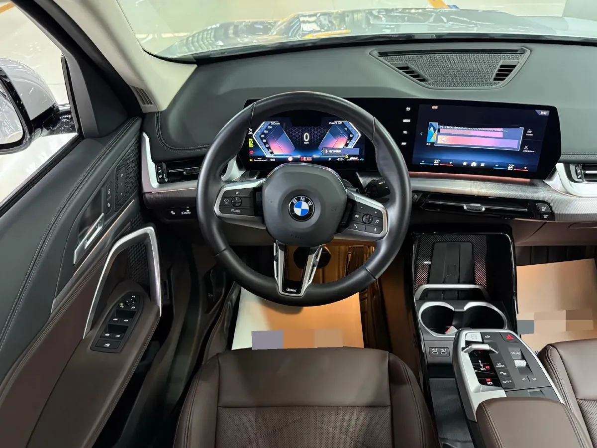 2024 BMW X1 2.0T 204HP L4 7DCT,autocango,china used car exporter,china ev exporter,chinese used car exporter,chinese used ev exporter