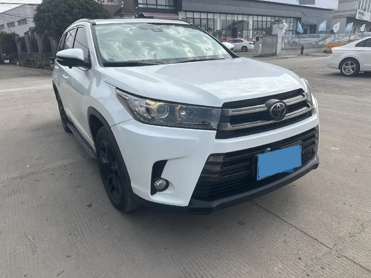 2019 HanTeng V7 1.5T 156HP L4 6AT,autocango,china used car exporter,china ev exporter,chinese used car exporter,chinese used ev exporter