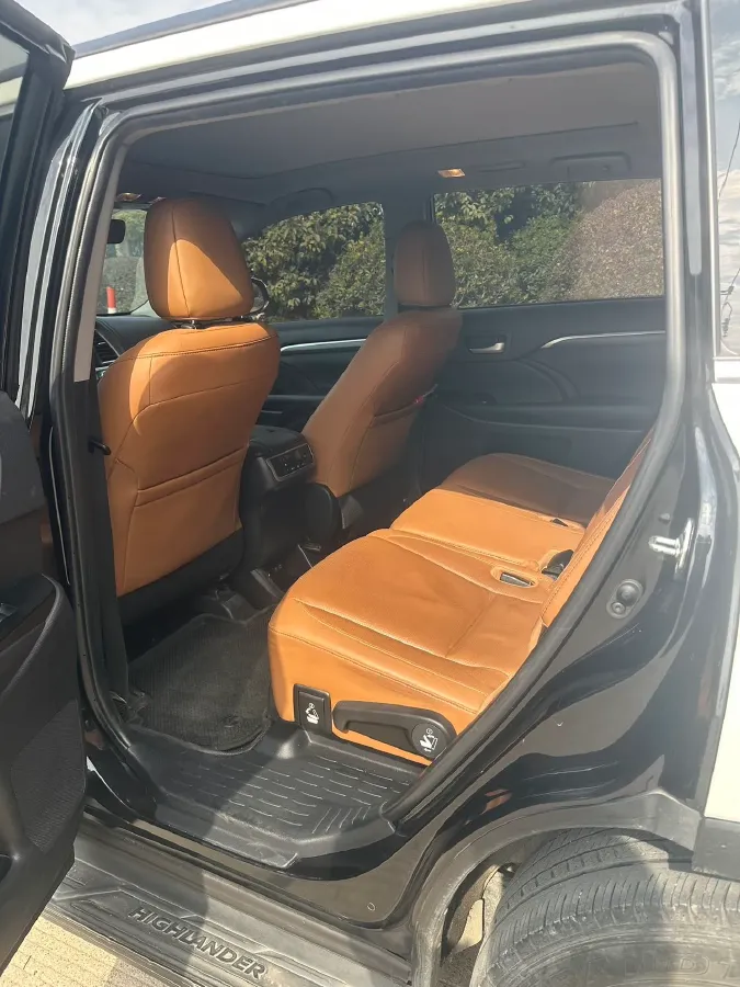 2019 HanTeng V7 1.5T 156HP L4 6AT,autocango,china used car exporter,china ev exporter,chinese used car exporter,chinese used ev exporter