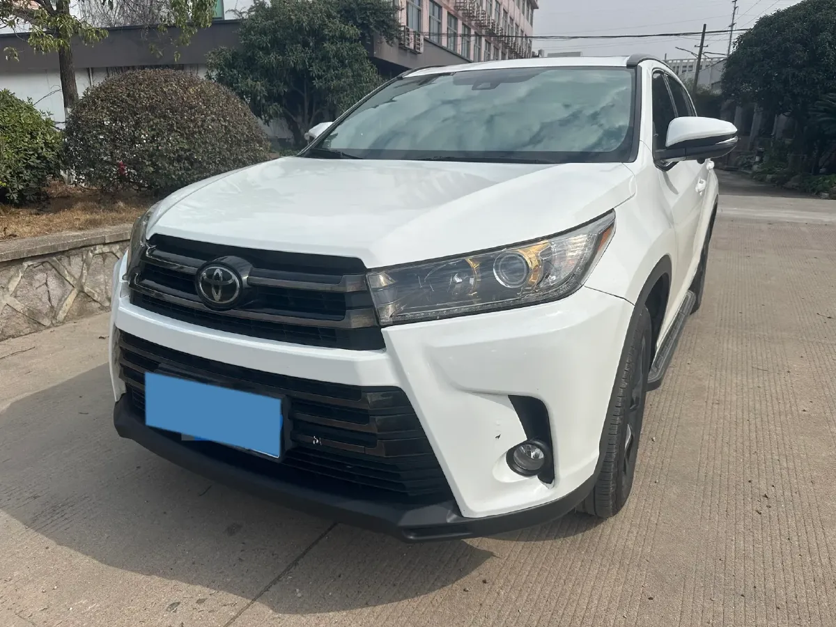 2019 HanTeng V7 1.5T 156HP L4 6AT,autocango,china used car exporter,china ev exporter,chinese used car exporter,chinese used ev exporter