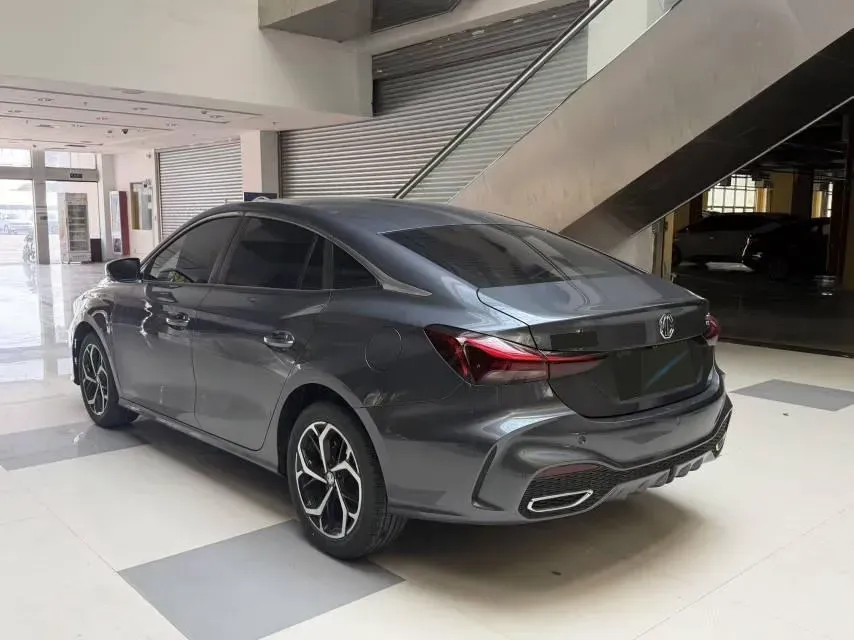 2025 MG 5 1.5T 181HP L4 7DCT,autocango,china used car exporter,china ev exporter,chinese used car exporter,chinese used ev exporter
