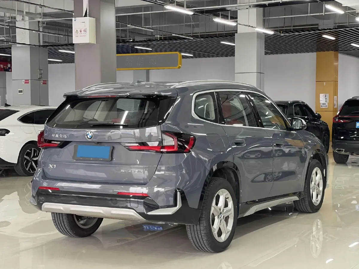 2023 BMW X1 1.5T 156HP L3 7DCT,autocango,china used car exporter,china ev exporter,chinese used car exporter,chinese used ev exporter