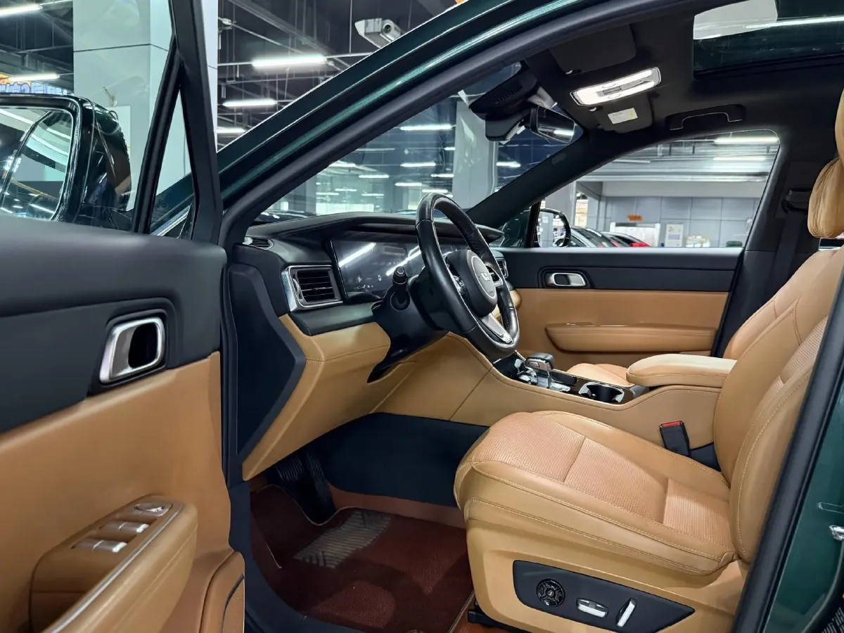 2021 Li ONE Range Extended 131HP REEV 40.5KWH,autocango,china used car exporter,china ev exporter,chinese used car exporter,chinese used ev exporter