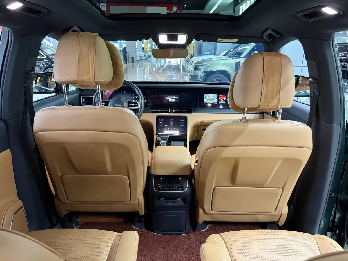 2021 Li ONE Range Extended 131HP REEV 40.5KWH,autocango,china used car exporter,china ev exporter,chinese used car exporter,chinese used ev exporter