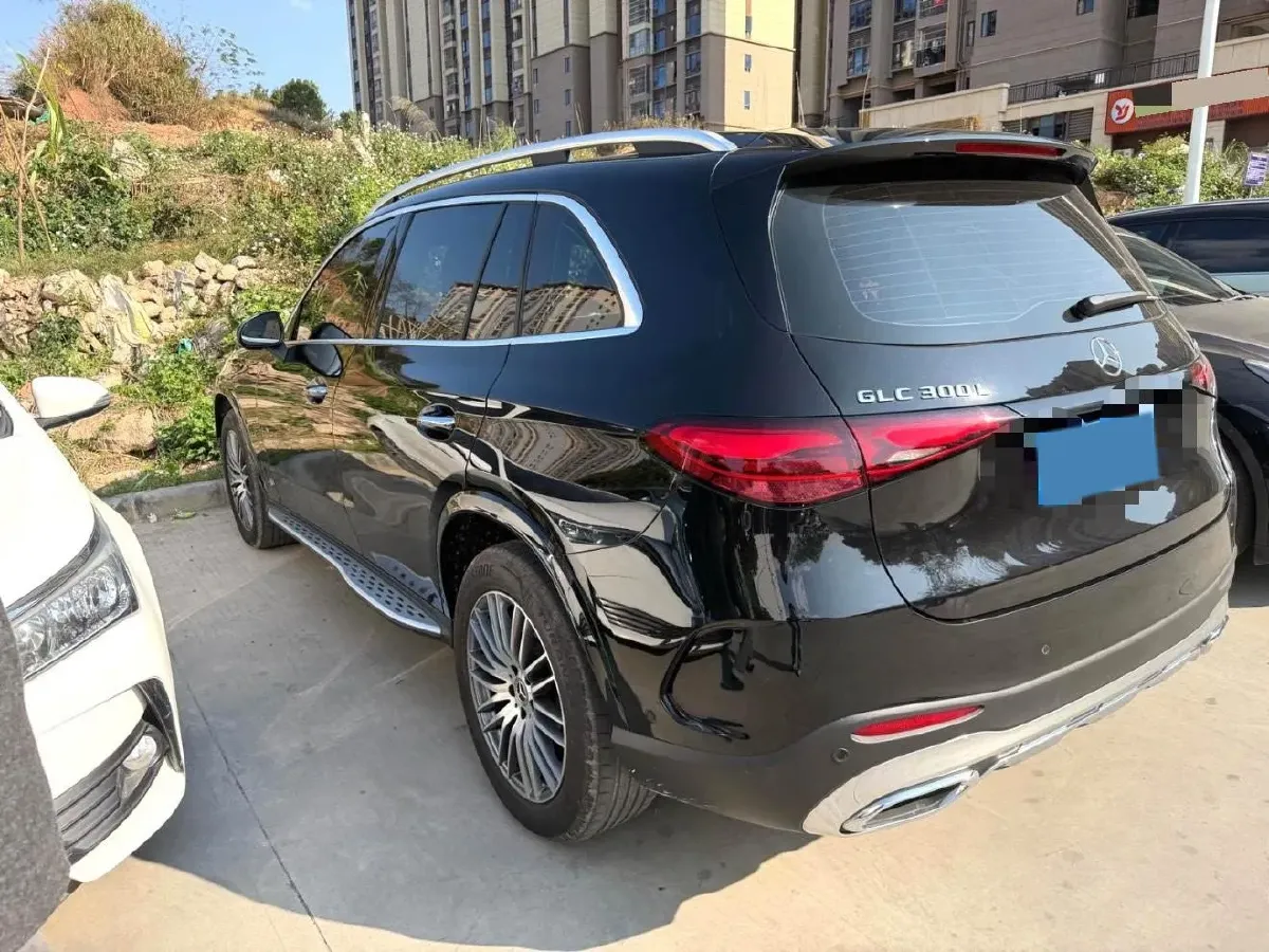 2024 Mercedes-Benz GLC Class 2.0T 258HP L4 9AT,autocango,china used car exporter,china ev exporter,chinese used car exporter,chinese used ev exporter