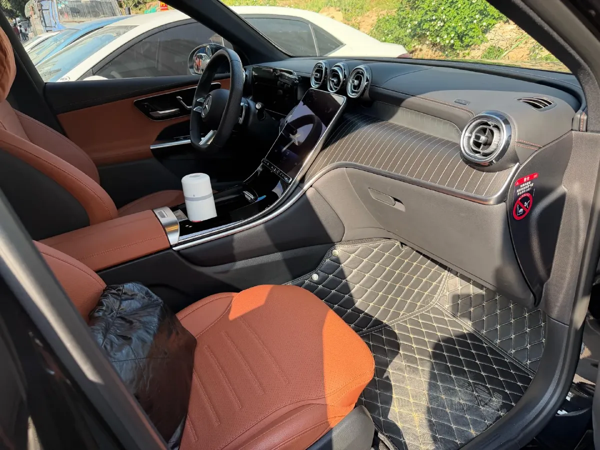 2024 Mercedes-Benz GLC Class 2.0T 258HP L4 9AT,autocango,china used car exporter,china ev exporter,chinese used car exporter,chinese used ev exporter