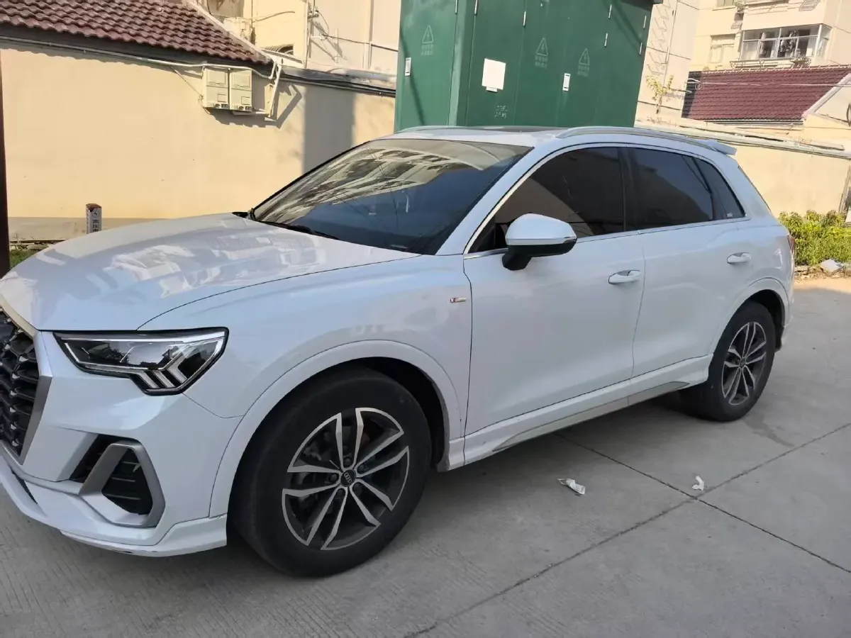 2021 Audi Q3 1.4T 150HP L4 7DCT,autocango,china used car exporter,china ev exporter,chinese used car exporter,chinese used ev exporter