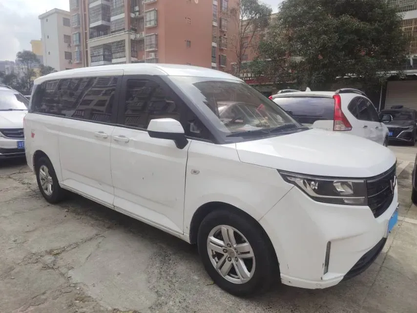 2021 WuLing ZhengChen 1.5T 147HP L4 6MT,autocango,china used car exporter,china ev exporter,chinese used car exporter,chinese used ev exporter