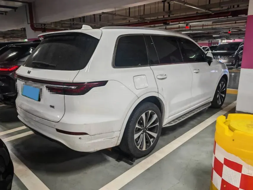 2020 Li ONE Range Extended 131HP REEV 40.5KWH,autocango,china used car exporter,china ev exporter,chinese used car exporter,chinese used ev exporter