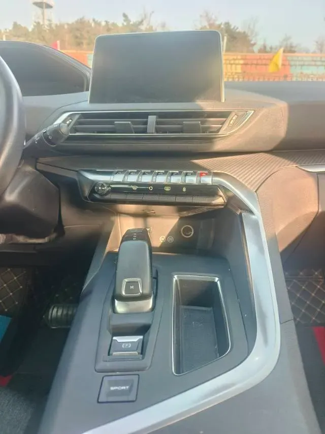 2018 Peugeot 4008 1.8T 204HP L4 6AT,autocango,china used car exporter,china ev exporter,chinese used car exporter,chinese used ev exporter