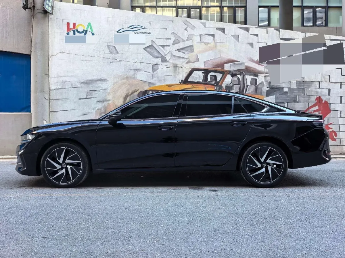 2024 Volkswagen Magotan 2.0T 220HP L4 7DCT,autocango,china used car exporter,china ev exporter,chinese used car exporter,chinese used ev exporter