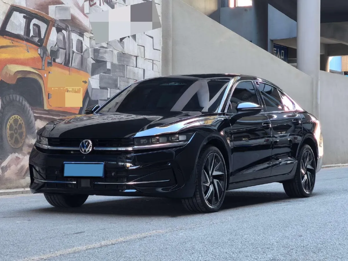 2024 Volkswagen Magotan 2.0T 220HP L4 7DCT,autocango,china used car exporter,china ev exporter,chinese used car exporter,chinese used ev exporter