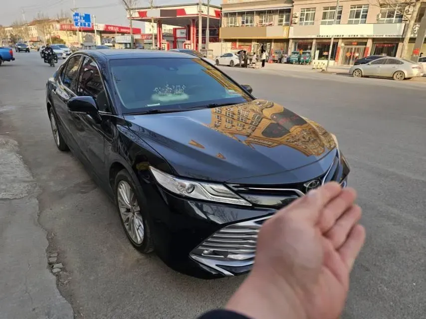 2019 Toyota Camry 2.5L 209HP L4 8AT,autocango,china used car exporter,china ev exporter,chinese used car exporter,chinese used ev exporter