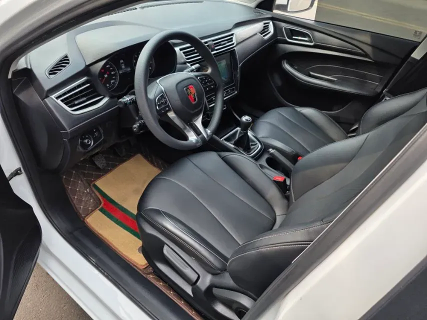 2019 Roewe i5 1.5L 120HP L4 5MT,autocango,china used car exporter,china ev exporter,chinese used car exporter,chinese used ev exporter