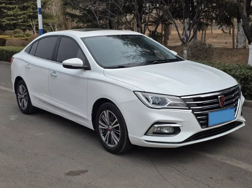 2019 Roewe i5 1.5L 120HP L4 5MT,autocango,china used car exporter,china ev exporter,chinese used car exporter,chinese used ev exporter
