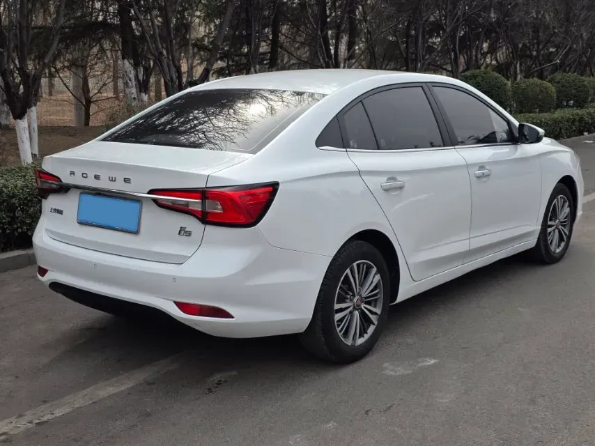 2019 Roewe i5 1.5L 120HP L4 5MT,autocango,china used car exporter,china ev exporter,chinese used car exporter,chinese used ev exporter