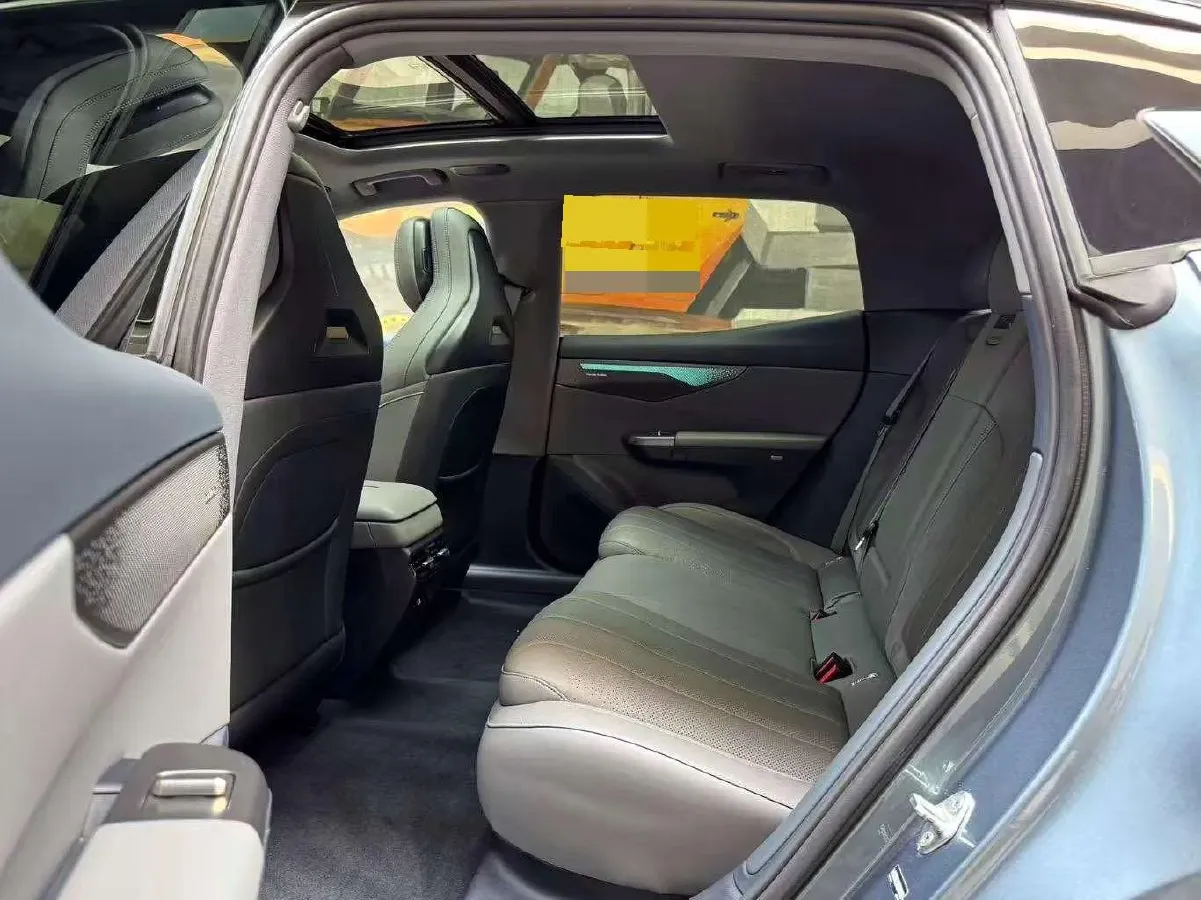 2024 LYNK&CO 07 EM-P 1.5T 163HP L4 3DHT PHEV 18.99KWH,autocango,china used car exporter,china ev exporter,chinese used car exporter,chinese used ev exporter