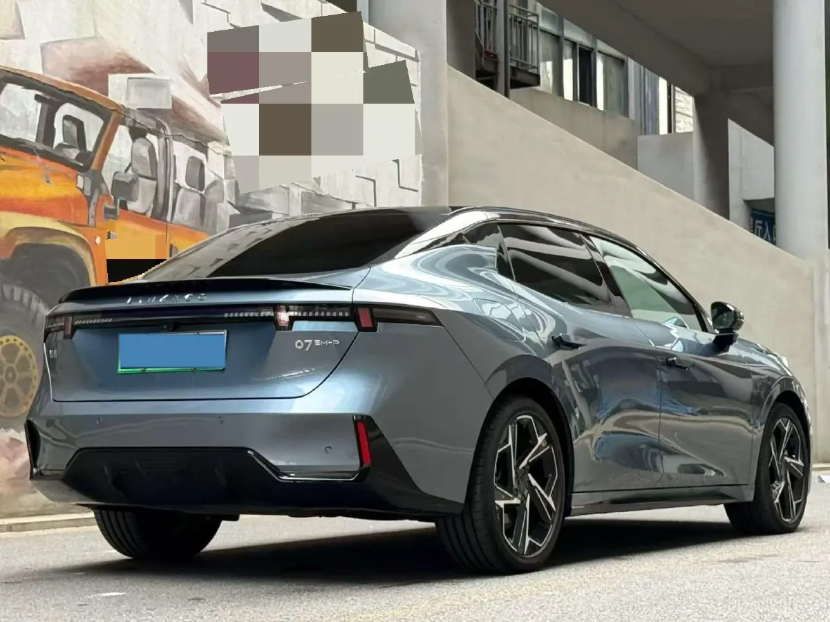 2024 LYNK&CO 07 EM-P 1.5T 163HP L4 3DHT PHEV 18.99KWH,autocango,china used car exporter,china ev exporter,chinese used car exporter,chinese used ev exporter