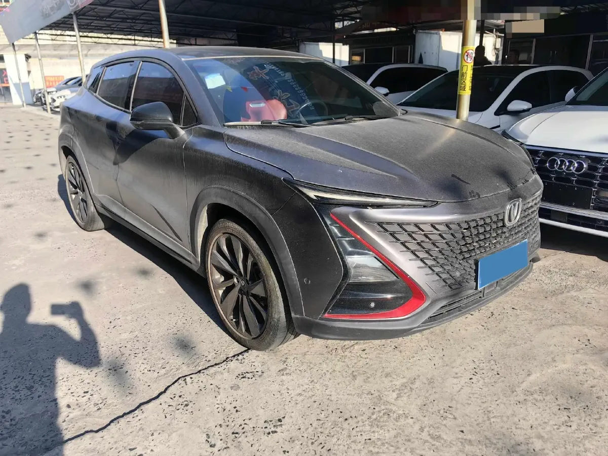 2020 ChangAn UNI-T 1.5T 180HP L4 7DCT,autocango,china used car exporter,china ev exporter,chinese used car exporter,chinese used ev exporter