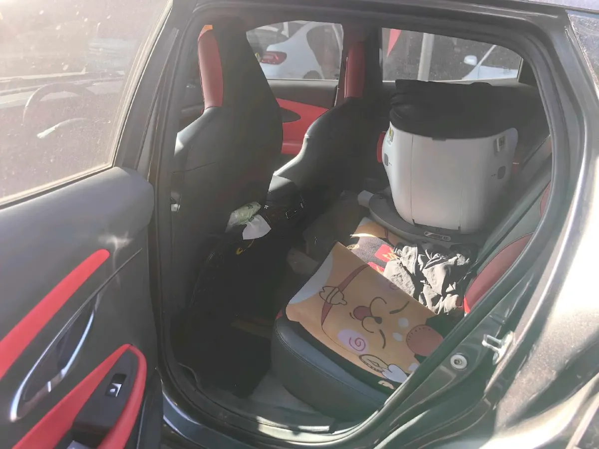 2020 ChangAn UNI-T 1.5T 180HP L4 7DCT,autocango,china used car exporter,china ev exporter,chinese used car exporter,chinese used ev exporter