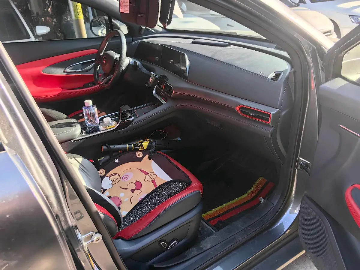 2020 ChangAn UNI-T 1.5T 180HP L4 7DCT,autocango,china used car exporter,china ev exporter,chinese used car exporter,chinese used ev exporter