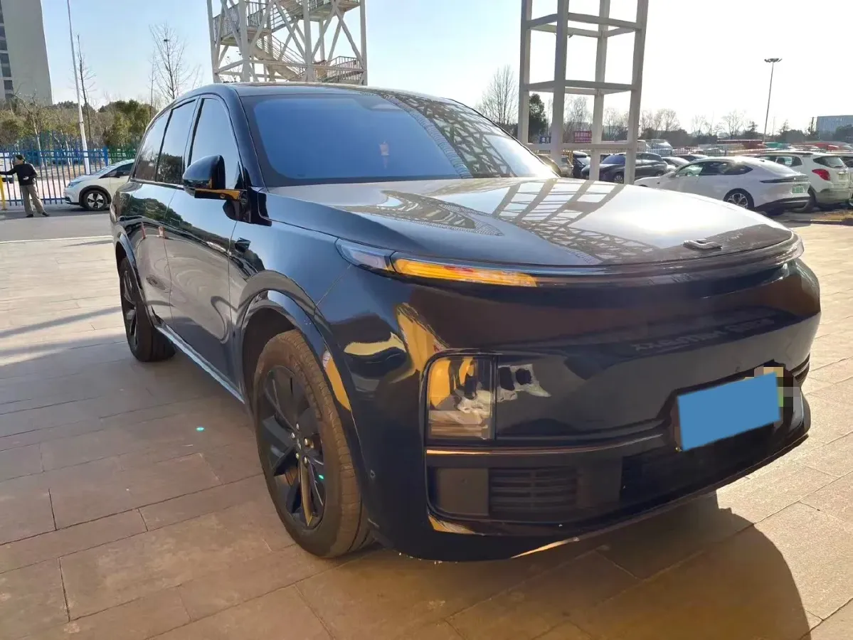 2023 Li L7 Range Extended 154HP REEV 40.9KWH,autocango,china used car exporter,china ev exporter,chinese used car exporter,chinese used ev exporter
