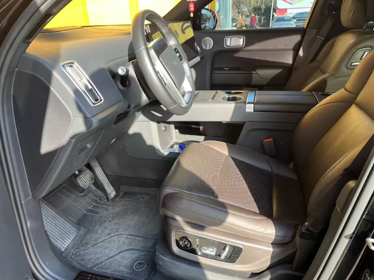 2023 Li L7 Range Extended 154HP REEV 40.9KWH,autocango,china used car exporter,china ev exporter,chinese used car exporter,chinese used ev exporter