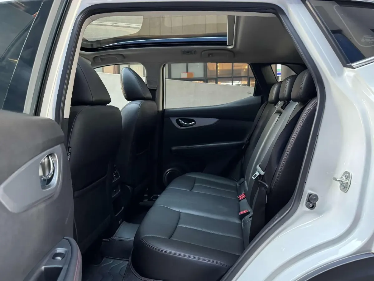 2022 Nissan Qashqai 2.0L 151HP L4 CVT,autocango,china used car exporter,china ev exporter,chinese used car exporter,chinese used ev exporter