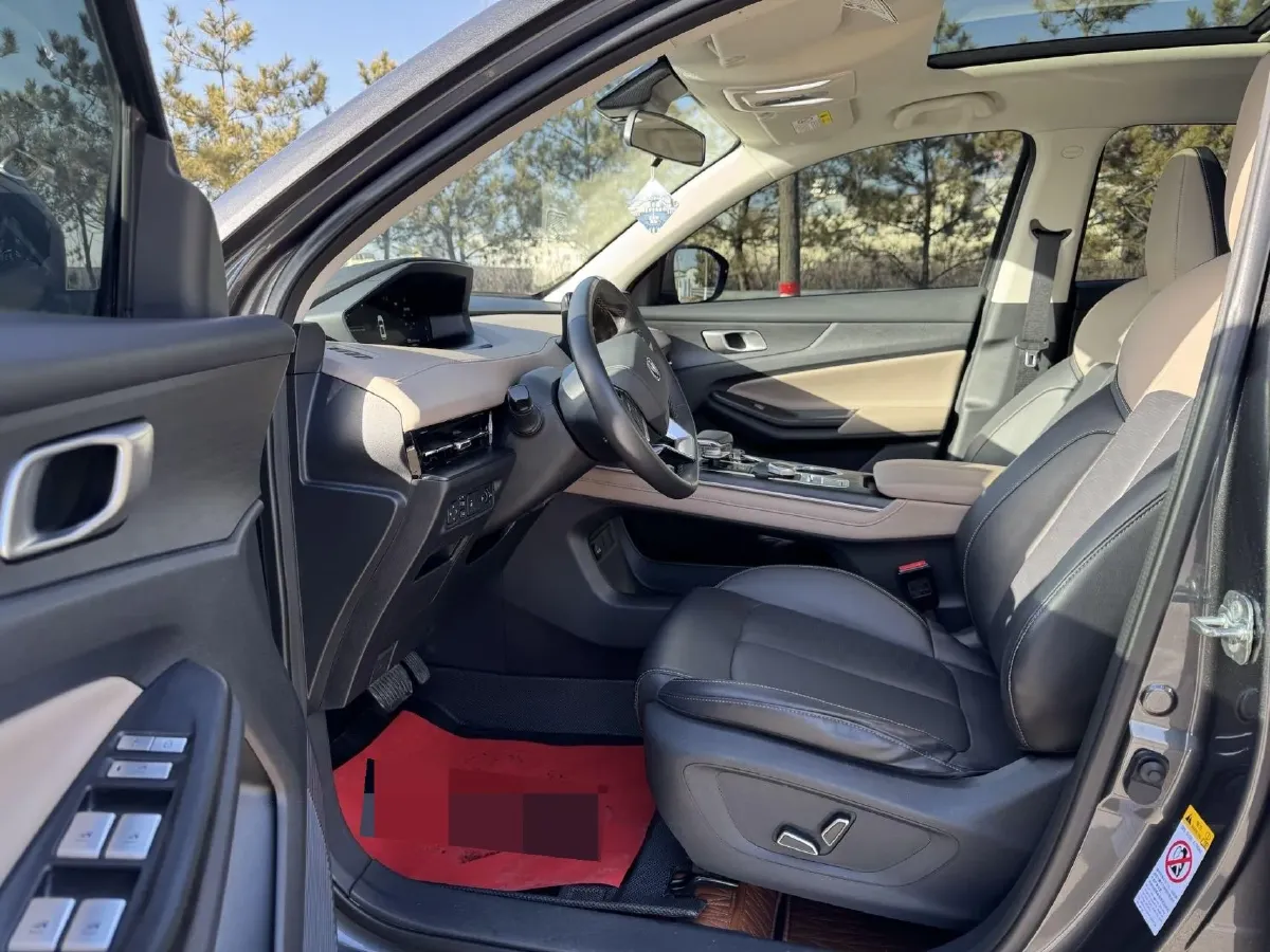 2022 ChangAn Oshan X7 Plus 1.5T 188HP L4 7DCT,autocango,china used car exporter,china ev exporter,chinese used car exporter,chinese used ev exporter