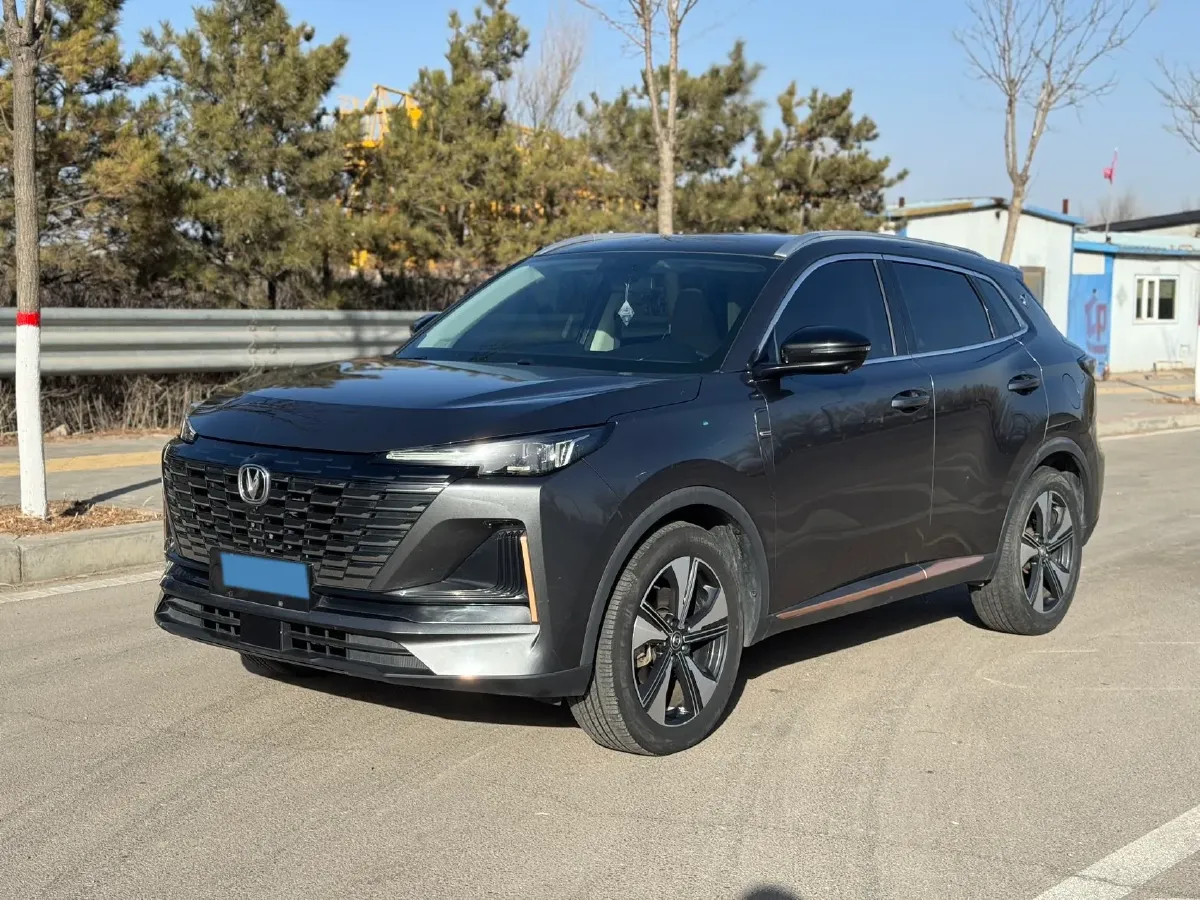 2022 ChangAn Oshan X7 Plus 1.5T 188HP L4 7DCT,autocango,china used car exporter,china ev exporter,chinese used car exporter,chinese used ev exporter