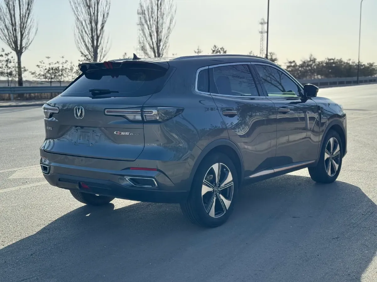 2022 ChangAn Oshan X7 Plus 1.5T 188HP L4 7DCT,autocango,china used car exporter,china ev exporter,chinese used car exporter,chinese used ev exporter