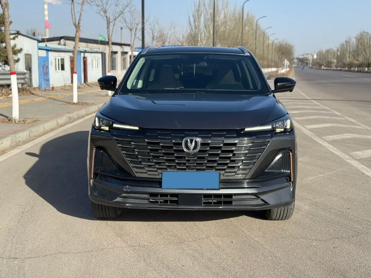 2022 ChangAn Oshan X7 Plus 1.5T 188HP L4 7DCT,autocango,china used car exporter,china ev exporter,chinese used car exporter,chinese used ev exporter