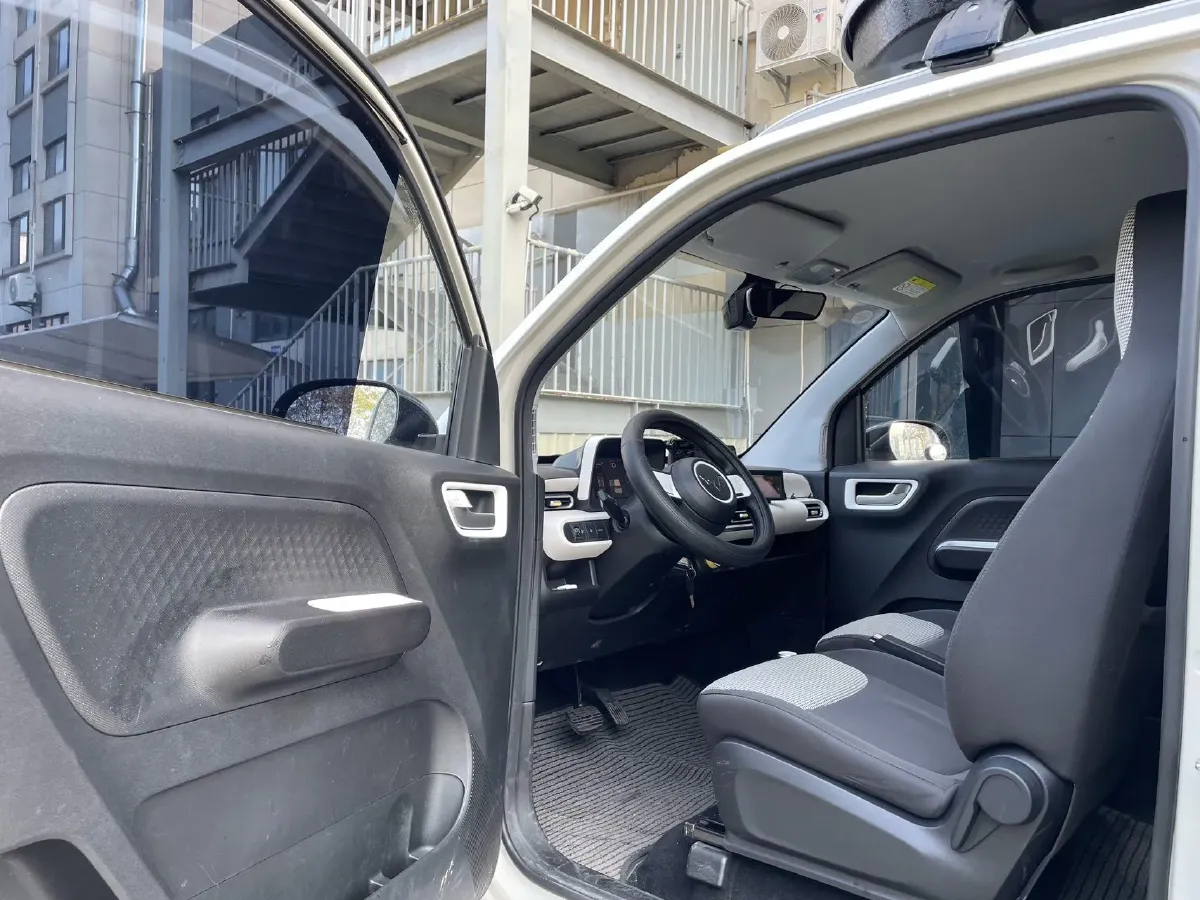 2024 WuLing HongGuang MINI EV BEV 17.3KWH,autocango,china used car exporter,china ev exporter,chinese used car exporter,chinese used ev exporter